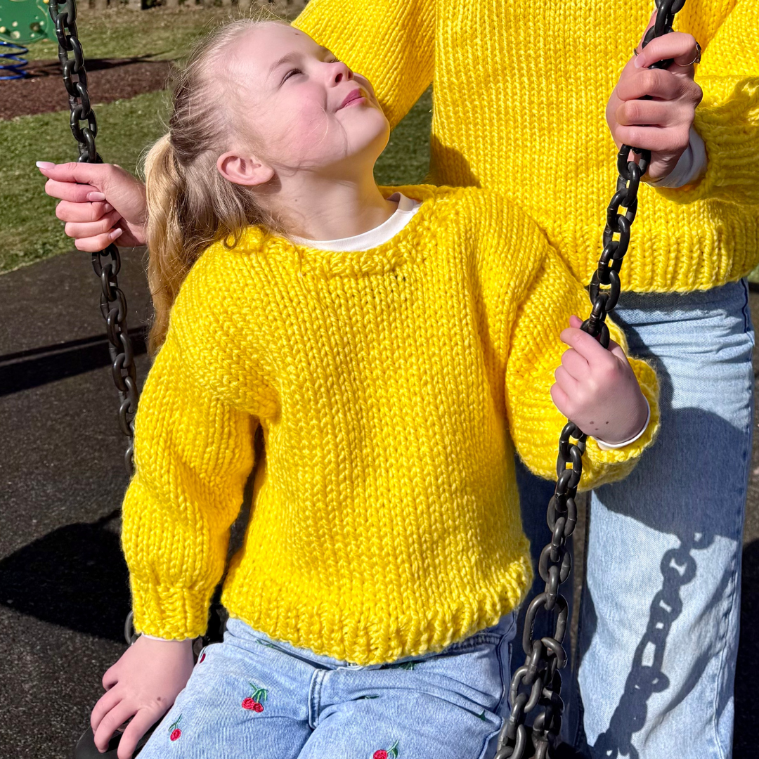 Mini chunky jumper knitting pattern | digital knitting pattern | easy Childs jumper pattern | kids sweater