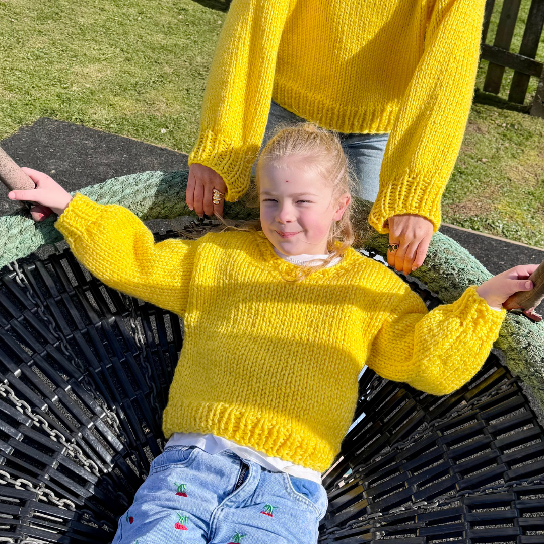 Mini chunky jumper knitting pattern | digital knitting pattern | easy Childs jumper pattern | kids sweater