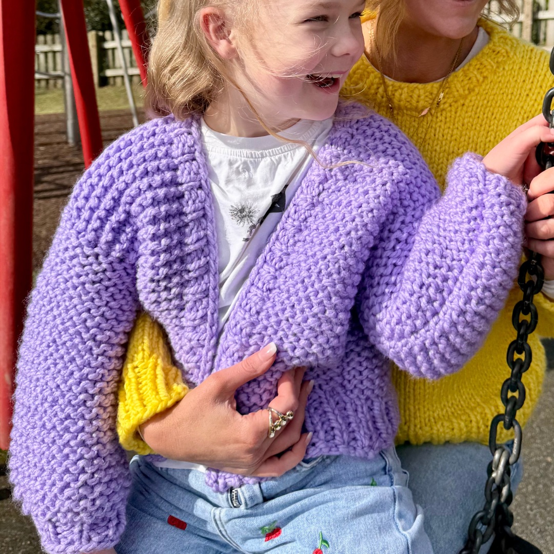 Mini chunky cardigan knitting pattern | Childs cardi knit pattern | easy cardigan pattern | kids cardigan knitting pattern