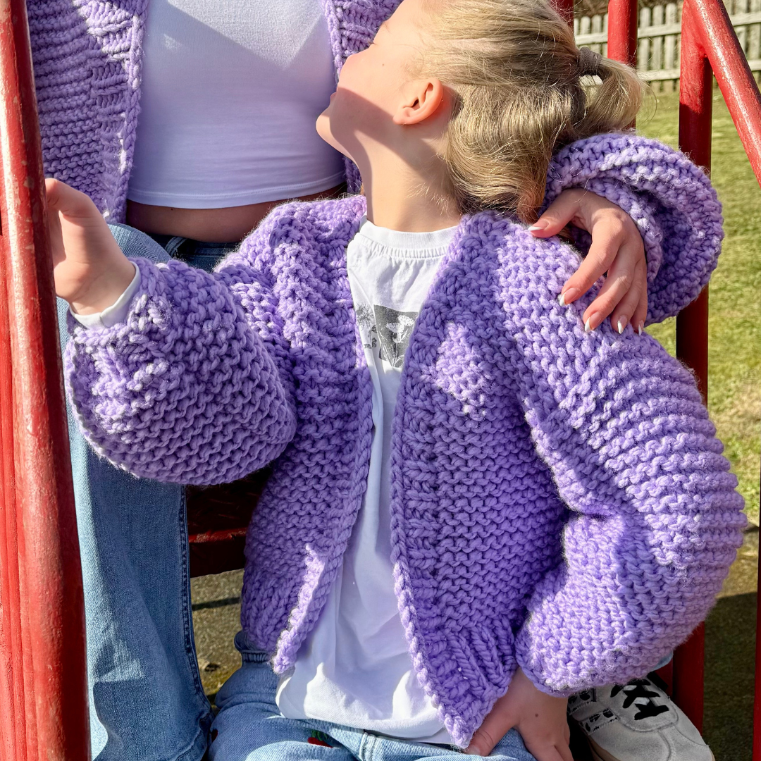 Mini chunky cardigan knitting pattern | Childs cardi knit pattern | easy cardigan pattern | kids cardigan knitting pattern