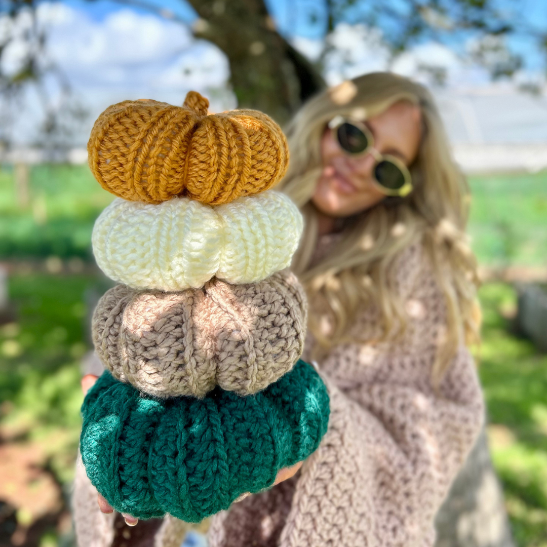 pumpkin crochet kit | beginner crochet kit | autumn | fall pumpkins