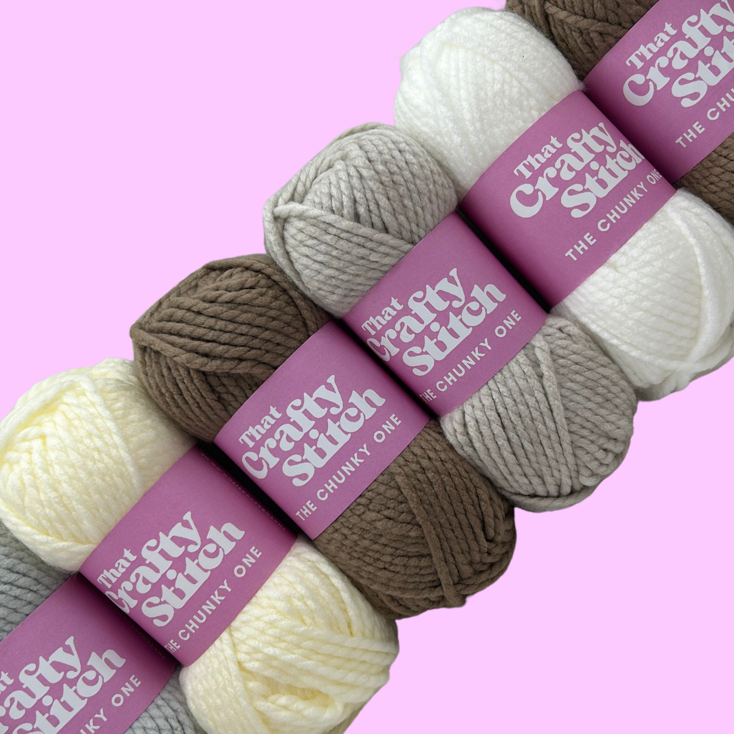 Neutral super chunky yarn bundle