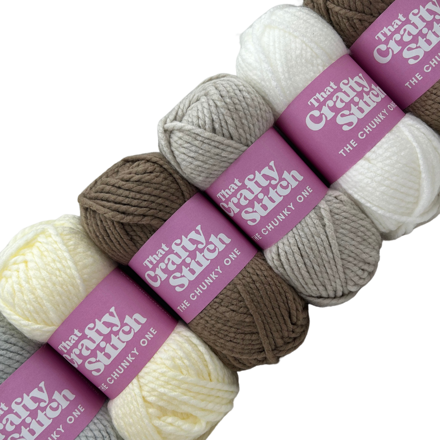 Neutral super chunky yarn bundle