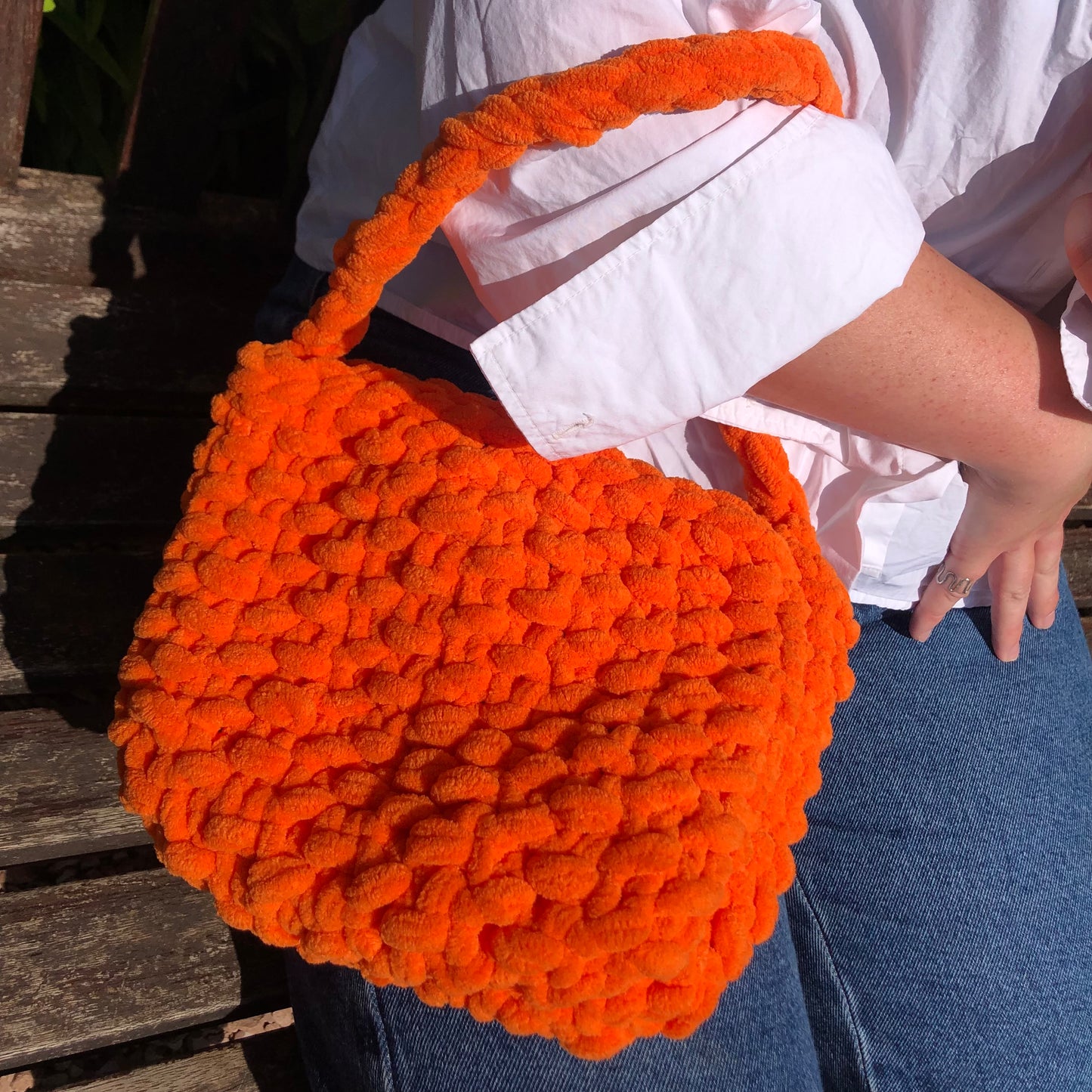 Y2K chenille bag knitting kit - beginner friendly