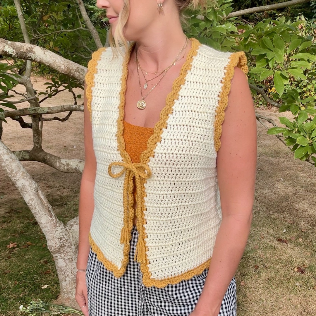 Crochet kit - The Hallie Tie Front Top | Chunky crochet project | full DIY crochet kit | autumn crochet | beginner friendly 