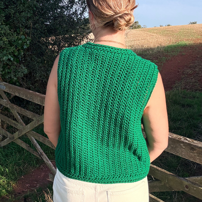 Sophie sweater vest crochet kit | chunky vest crochet kit | autumn crochet DIT kit