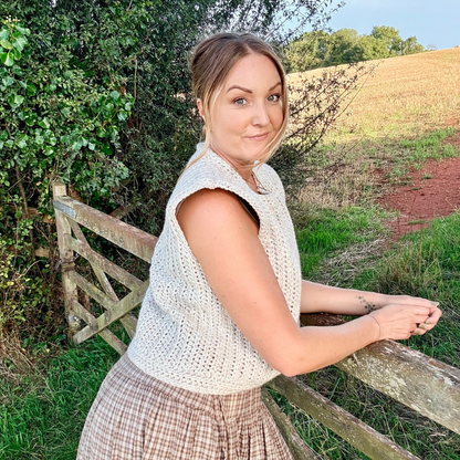 Sophie sweater vest digital crochet pattern | chunky vest crochet pattern | autumn crochet