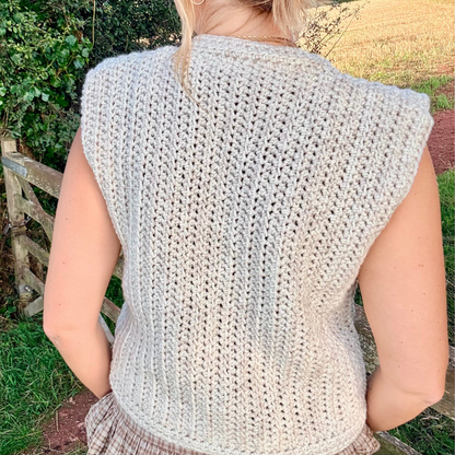 Sophie sweater vest crochet kit | chunky vest crochet kit | autumn crochet DIT kit
