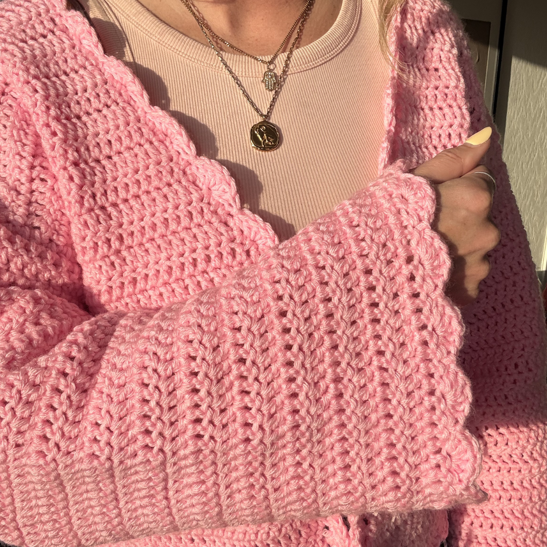 Hallie Cardigan Crochet pattern | chunky cardi crochet pattern | digital crochet pattern | beginner friendly cardigan pattern