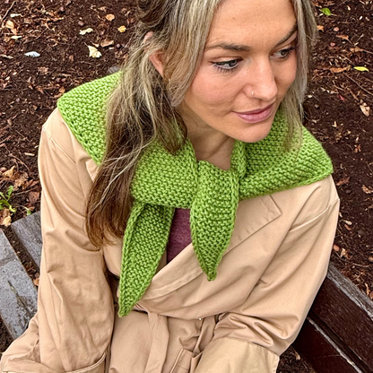 Triangle scarf knitting kit | beginner friendly knit kit | I-cord edge knitted scarf kit