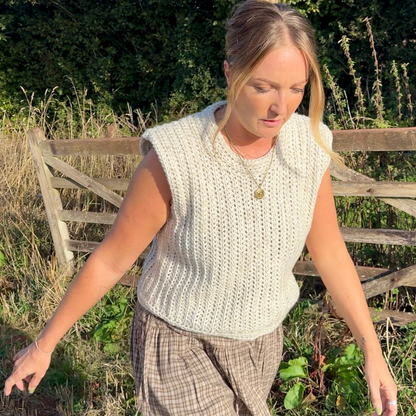 Sophie sweater vest crochet kit | chunky vest crochet kit | autumn crochet DIT kit