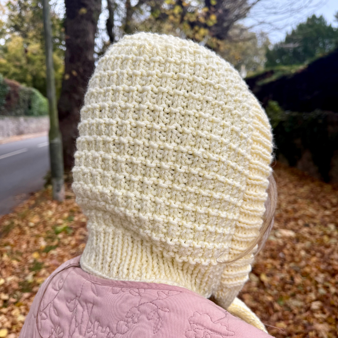 Hurdle stitch bonnet knit kit | knitting kit | beginner friendly | bonnet knitting kit