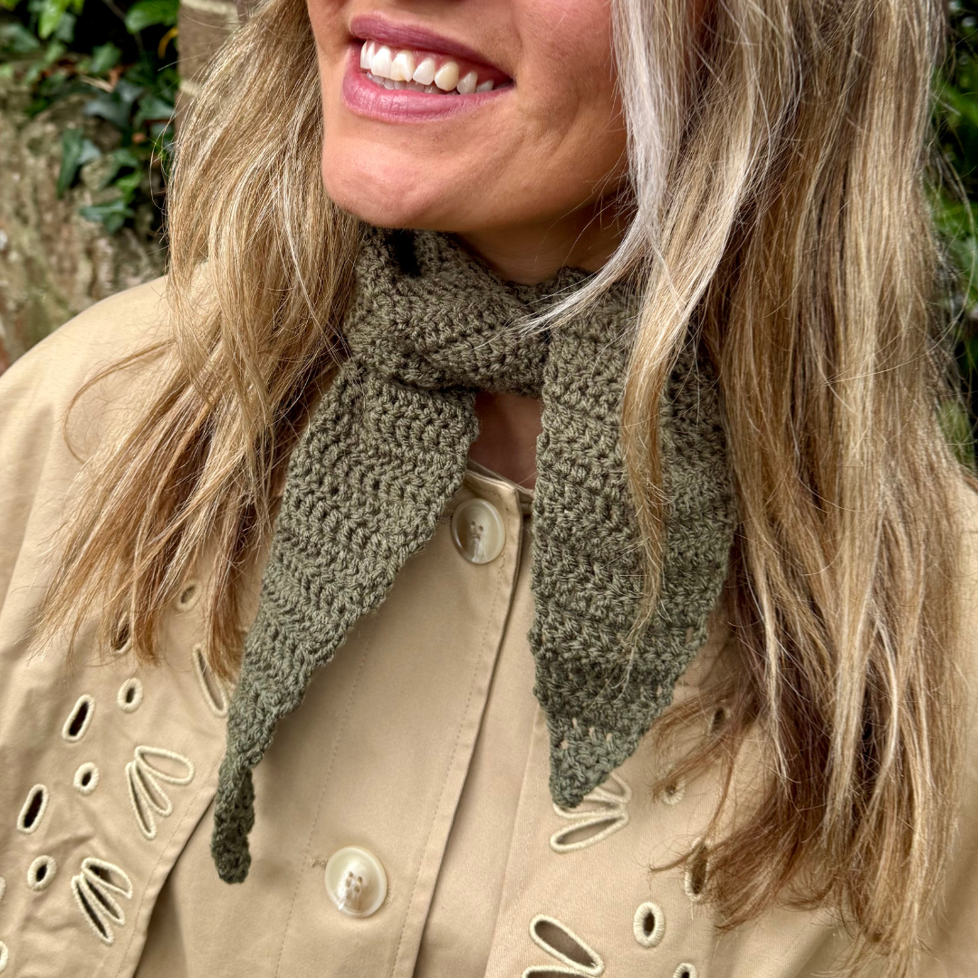 crochet neckerchief kit | beginner crochet kit | neck scarf crochet kit