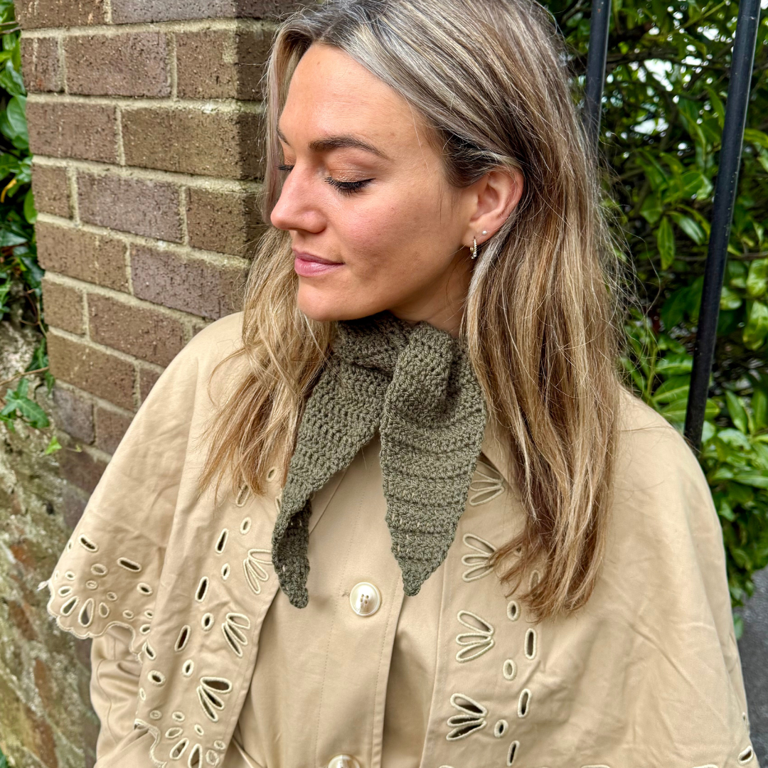 crochet neckerchief kit | beginner crochet kit | neck scarf crochet kit