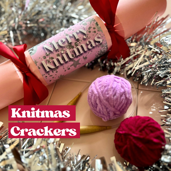 knitting Christmas cracker