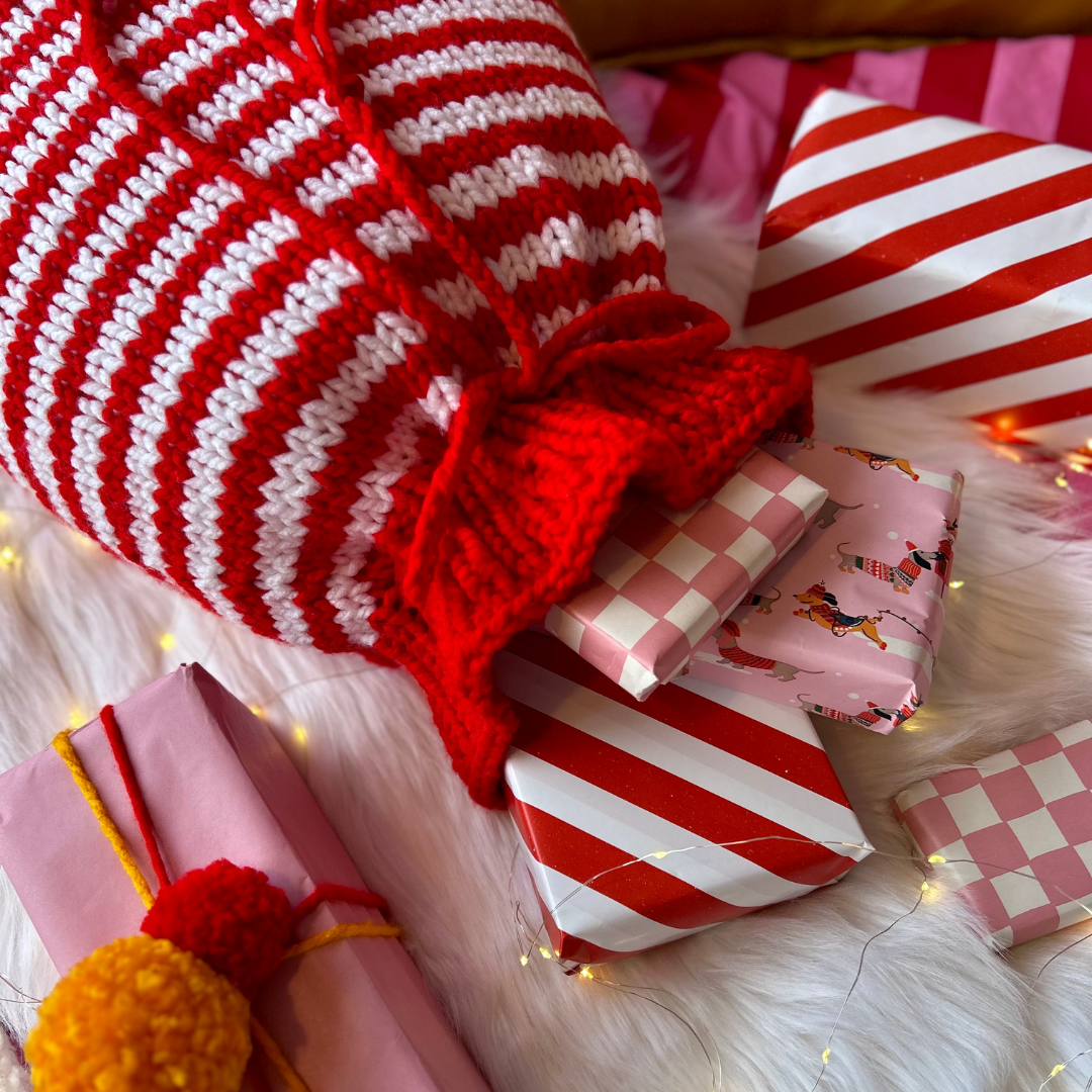 stripe santa sack knit kit