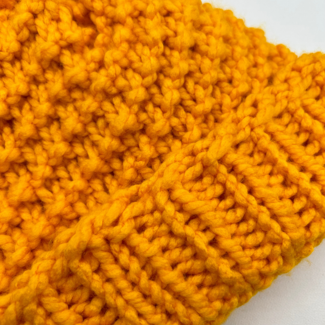 Beginner friendly beanie hat knit kit