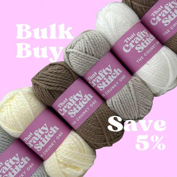 Neutral super chunky yarn bundle