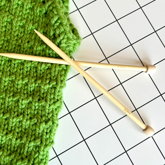 8mm knitting needles | straight knitting needles | short length | bamboo
