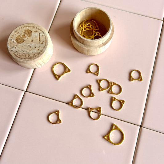 Gold metal cat shaped stitch markers with cute wooden storage box