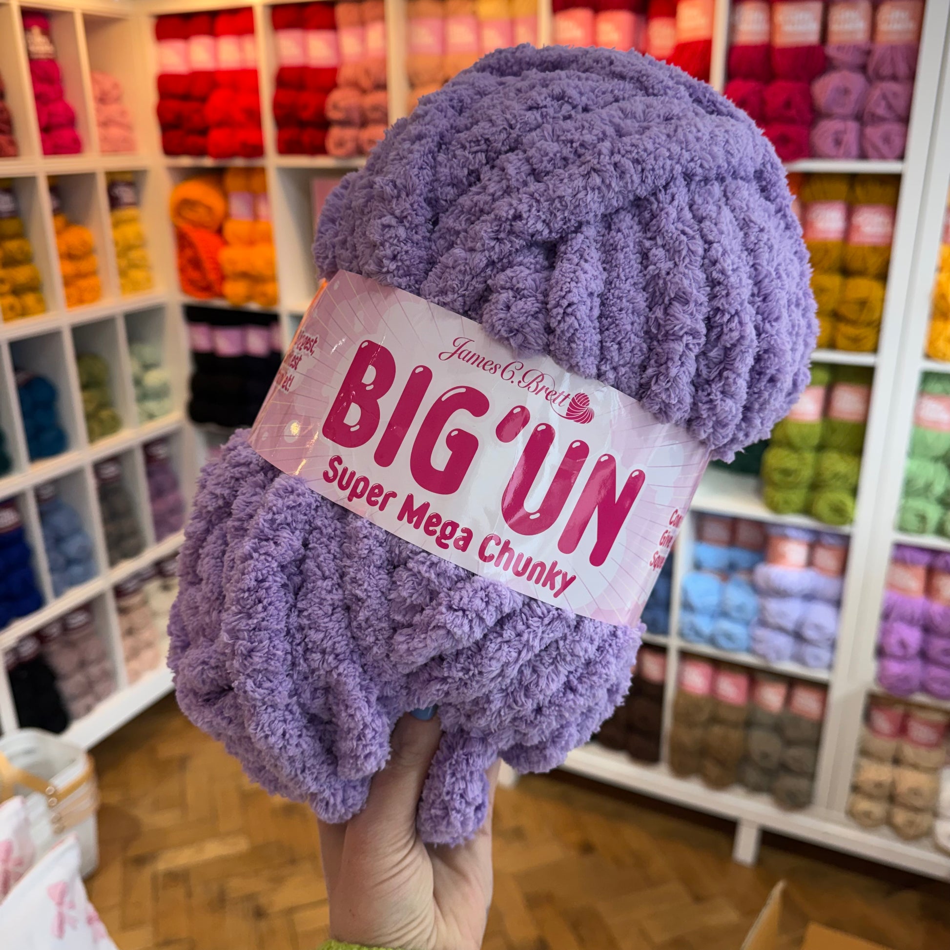 James c brett - the big un | giant finger knitting yarn | jumbo blanket yarn