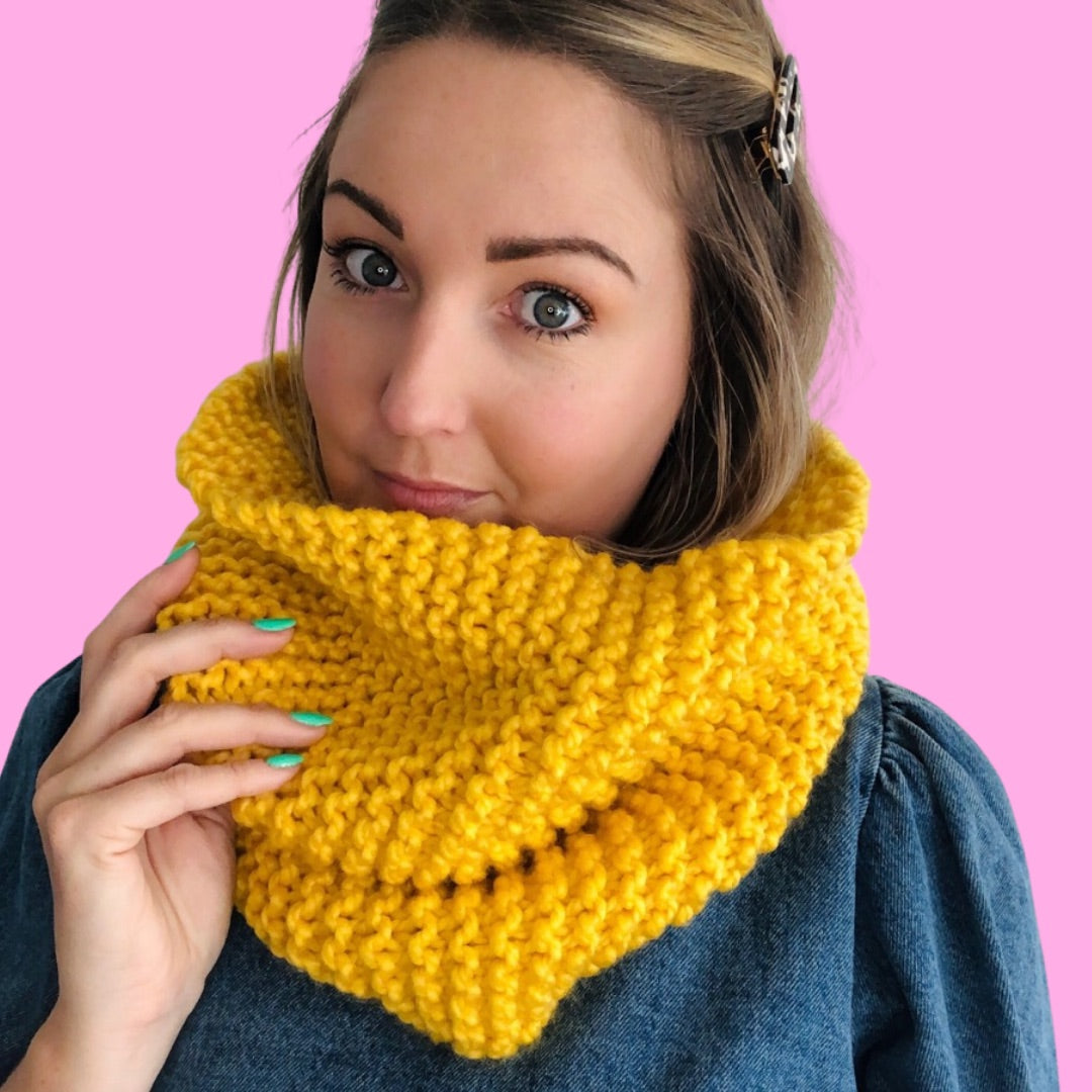 beginner friendly snood knit kit