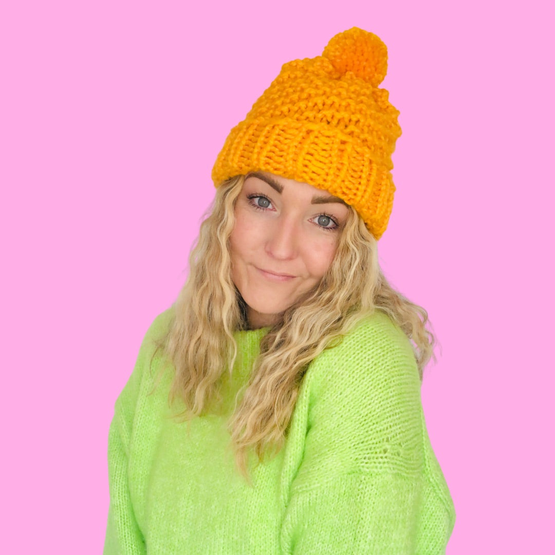 Beginner friendly bobble hat knit kit